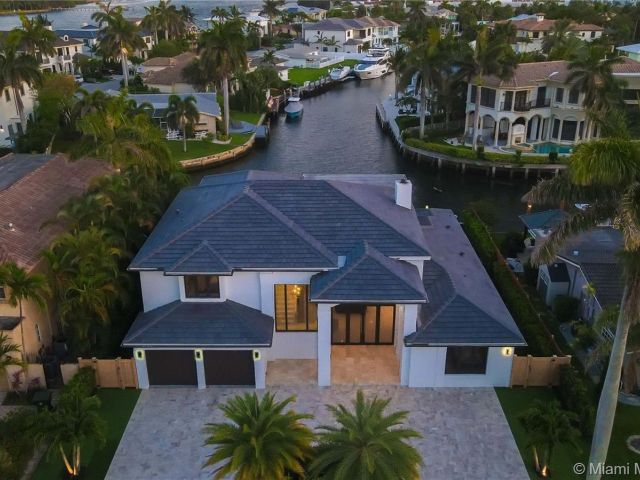 Дом в аренду по адресу 750 NE Marine Drive - фото 6622765