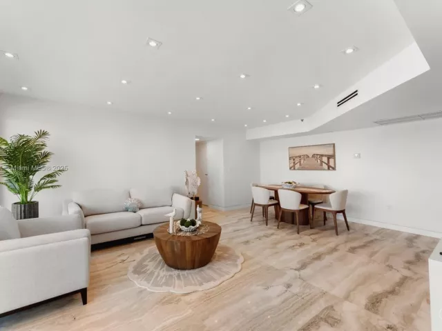 Квартира в аренду номер604 - фото 6568015