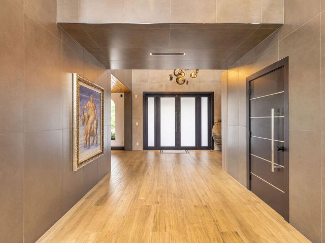 Продажа дома по адресу 290 NW 6th Street - фото 6593686