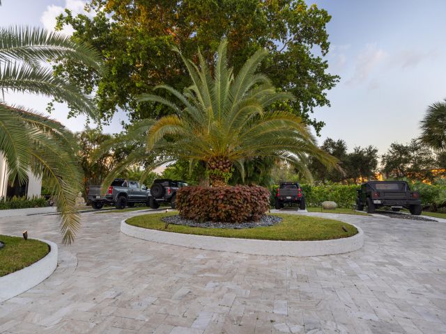 Продажа дома по адресу 290 NW 6th Street - фото 6593691