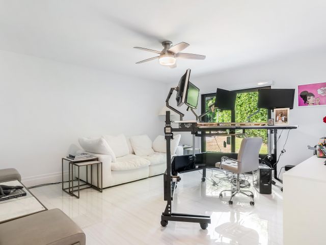 Продажа дома по адресу 501 Sandpiper Way - фото 6593926