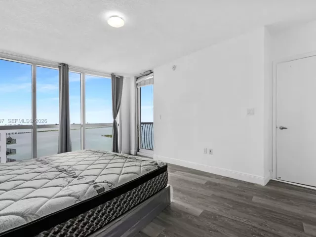 Квартира в аренду номер3801 - фото 7195176