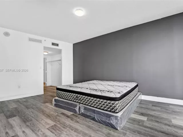 Квартира в аренду номер3801 - фото 7195177