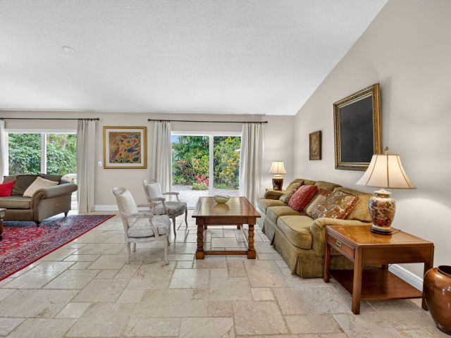 Продажа дома по адресу 523 Canoe Point - фото 6656858