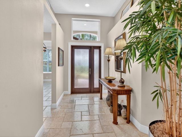 Продажа дома по адресу 523 Canoe Point - фото 6656868