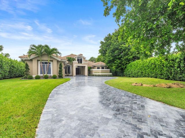 Продажа дома по адресу 1543 Breakers West Boulevard - фото 6592487