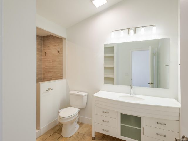 Дом в аренду по адресу 23157 Bentley Place - фото 6593877