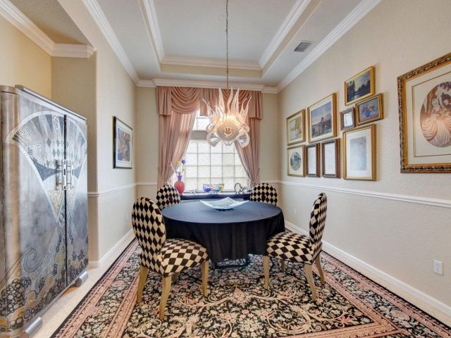 Продажа дома по адресу 7090 Prado Lake Drive - фото 6683081