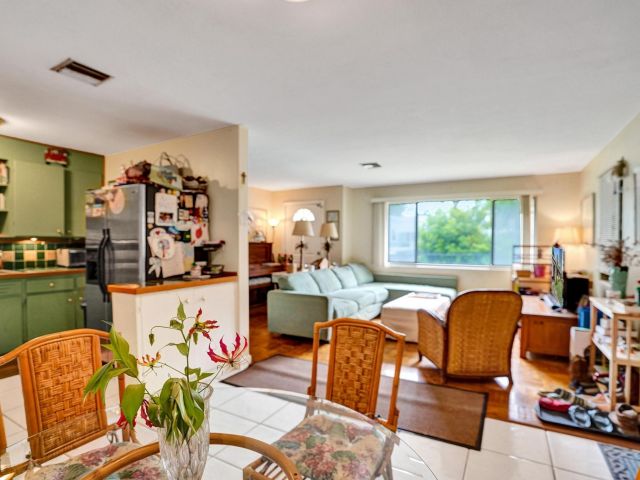 Продажа дома по адресу 401 42nd Street - фото 6603838