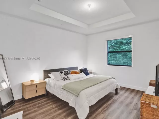 Продажа дома по адресу 136 SW 185th Way - фото 9062153