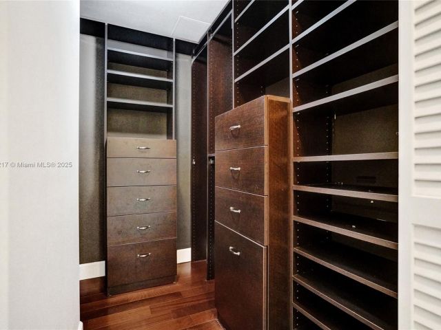 Продажа квартиры #1704 - фото 6600759