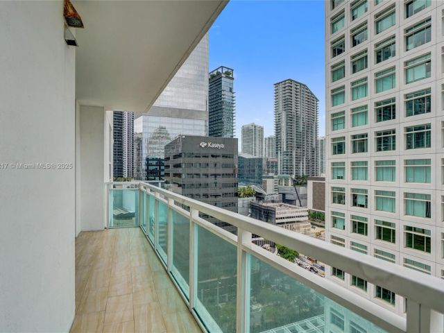 Продажа квартиры #1704 - фото 6600764