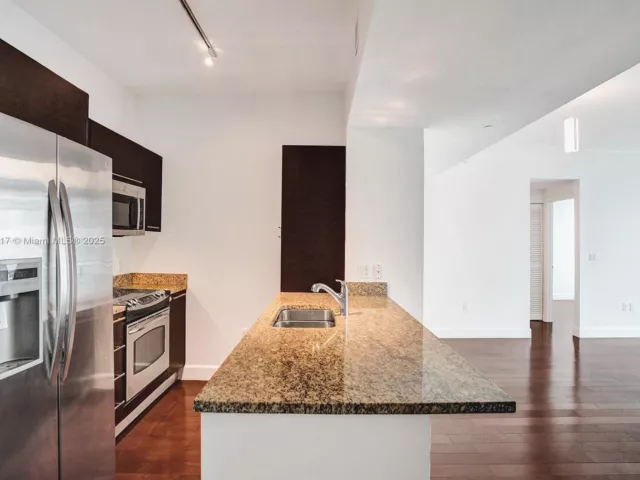 Продажа квартиры #1704 - фото 6600774