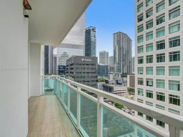 Продажа квартиры #1704 - фото 6600764