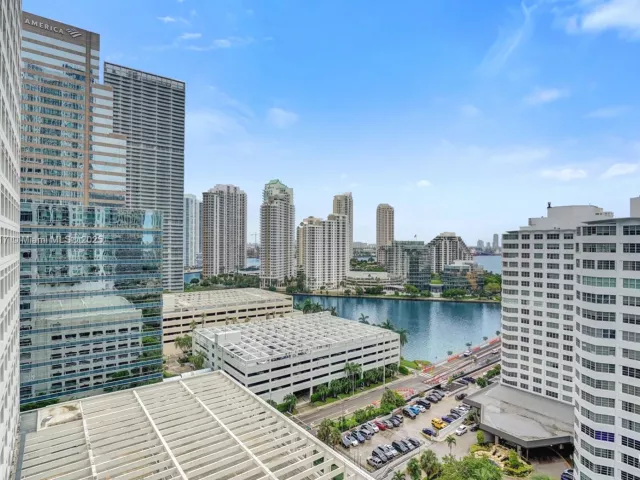 Продажа квартиры #1704 - фото 6600765