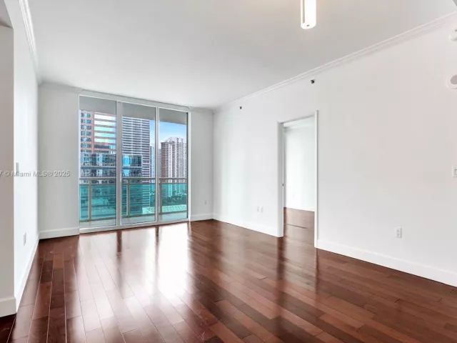 Продажа квартиры #1704 - фото 6600767