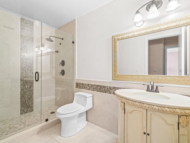 Продажа дома по адресу 77 NW 5th Avenue - фото 6593755