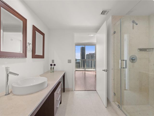 Квартира в аренду номер5003 - фото 6578267