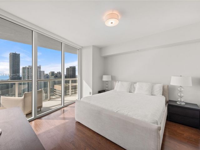 Квартира в аренду номер5003 - фото 6578274