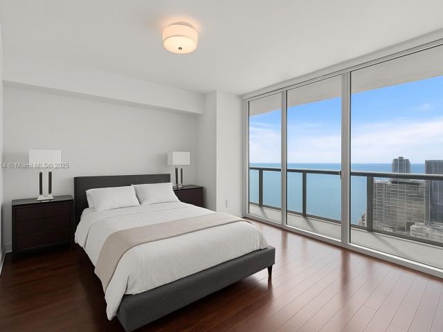 Квартира в аренду номер5003 - фото 6578275