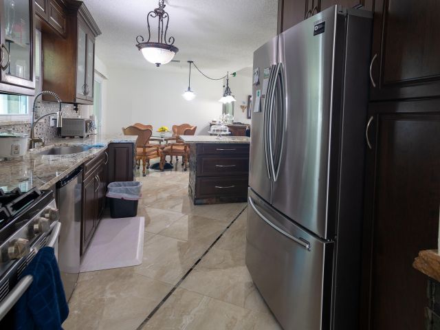 Продажа дома по адресу 13835 41st Lane N - фото 6627303