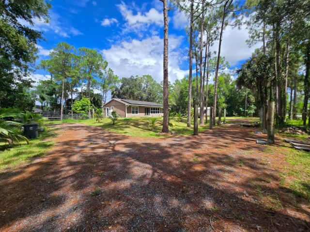 Продажа дома по адресу 13835 41st Lane N - фото 6627313