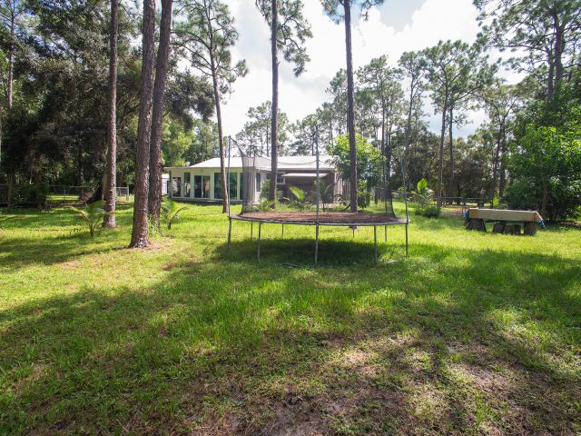 Продажа дома по адресу 13835 41st Lane N - фото 6627314