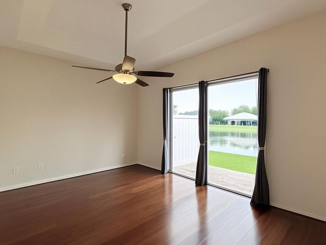 Дом в аренду по адресу 2394 Kemps Bay - фото 6592383