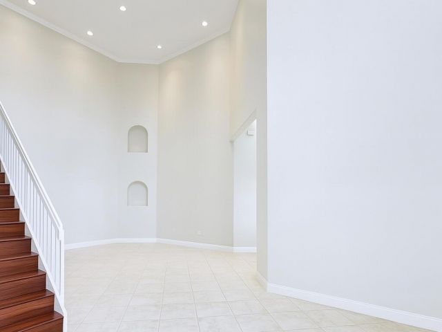 Дом в аренду по адресу 2394 Kemps Bay - фото 6592392