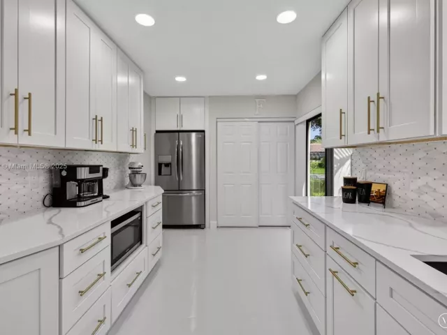 Продажа дома по адресу 21695 Arriba Real - фото 6570280