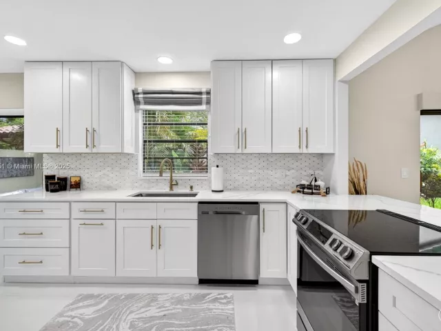 Продажа дома по адресу 21695 Arriba Real - фото 6570281