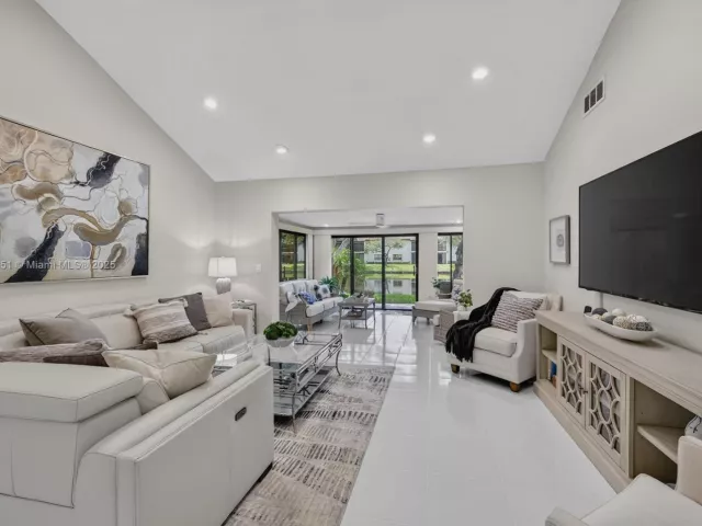 Продажа дома по адресу 21695 Arriba Real - фото 6570285