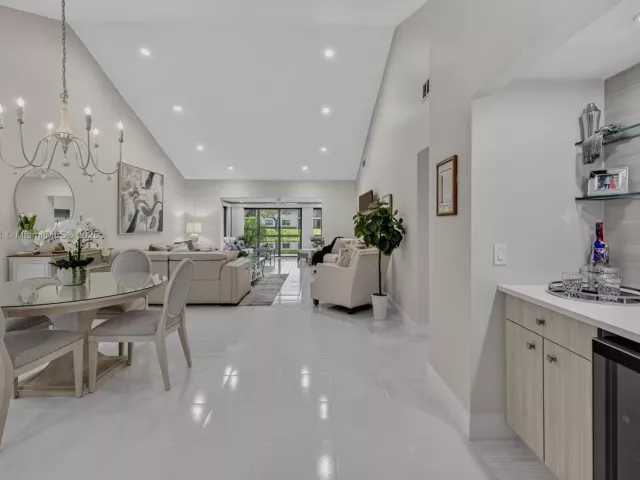 Продажа дома по адресу 21695 Arriba Real - фото 6570288