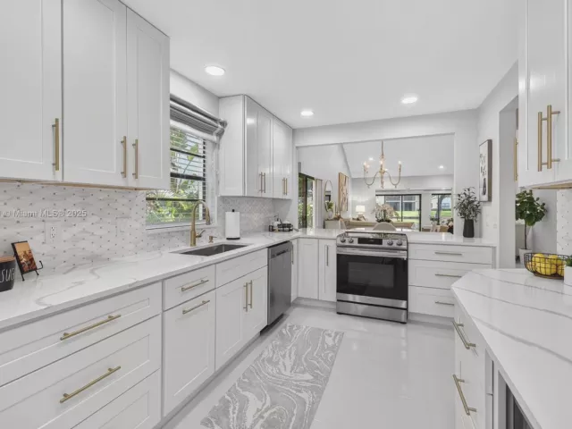 Продажа дома по адресу 21695 Arriba Real - фото 6570274