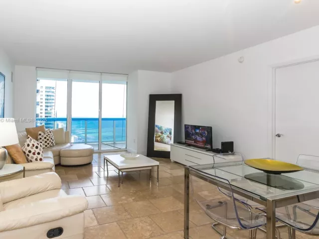 Квартира в аренду номер4010 - фото 6571798