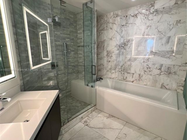 Продажа квартиры #1208 - фото 6571169