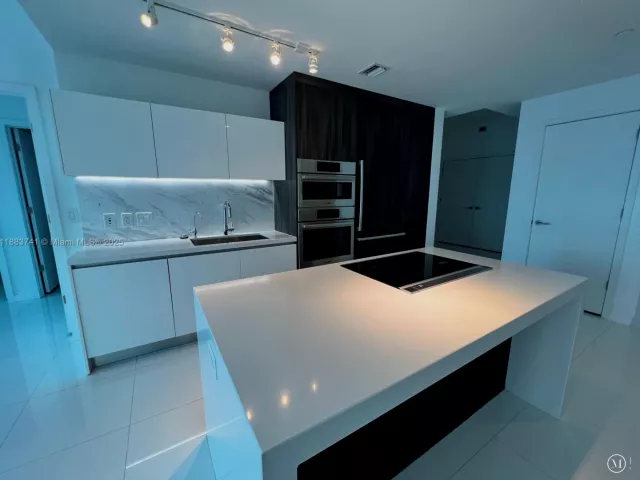 Продажа квартиры #1208 - фото 6571177