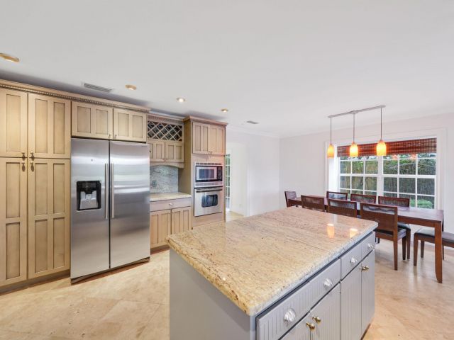 Продажа дома по адресу 2063 NW 19th Way - фото 6622776