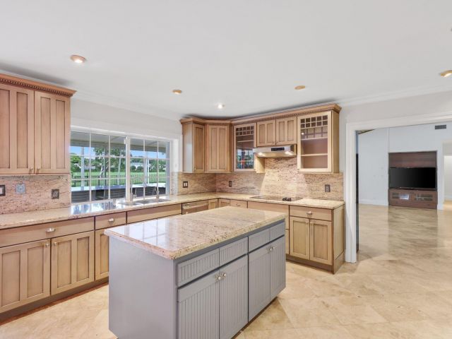 Продажа дома по адресу 2063 NW 19th Way - фото 6622779