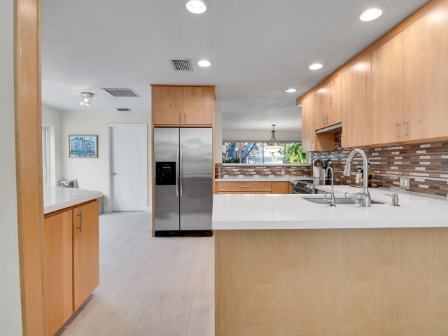 Продажа дома по адресу 2932 Banyan Boulevard Circle NW - фото 6706097