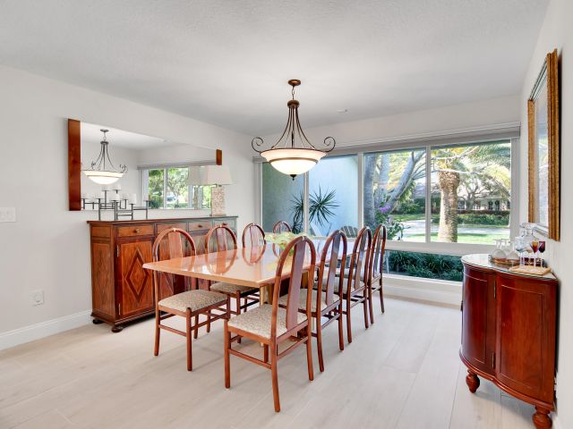 Продажа дома по адресу 2932 Banyan Boulevard Circle NW - фото 6706101