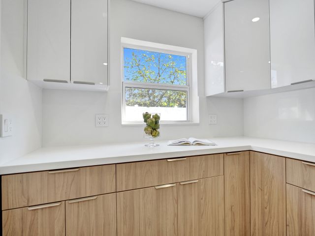 Продажа дома по адресу 530 Kingbird Circle - фото 6616914