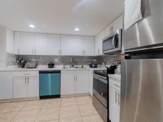 Продажа квартиры #808 - фото 7435468