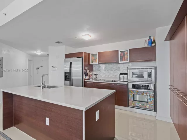 Продажа квартиры #4018 - фото 6616972