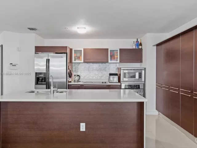 Продажа квартиры #4018 - фото 6616973