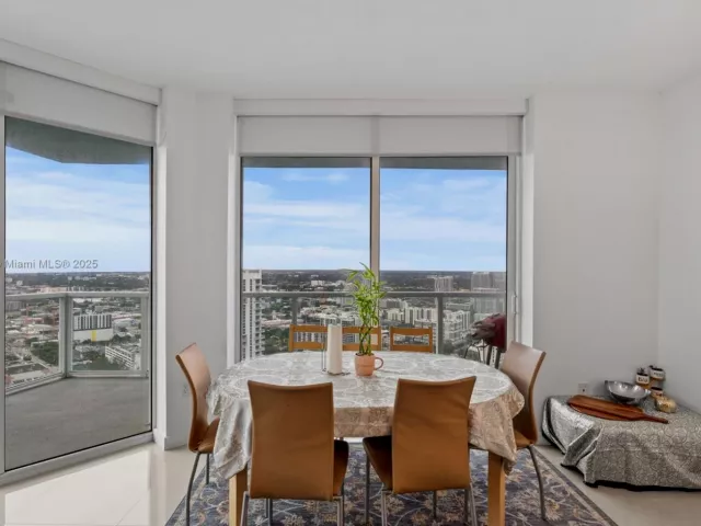 Продажа квартиры #4018 - фото 6616966