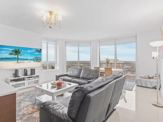 Продажа квартиры #4018 - фото 6616970