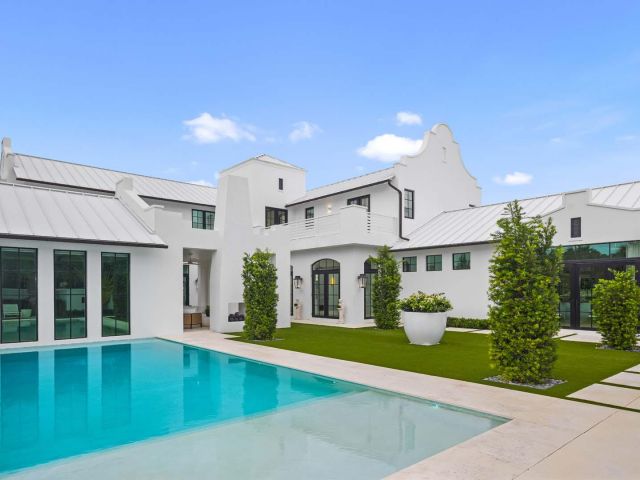 Продажа дома по адресу 734 S Ocean Boulevard - фото 6595176