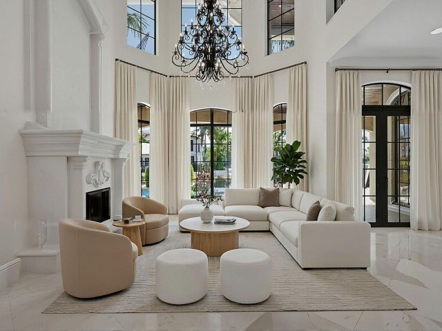 Продажа дома по адресу 838 NE 70th Street - фото 6599097