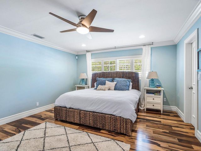 Дом в аренду по адресу 899 Barcelona Drive - фото 6593644